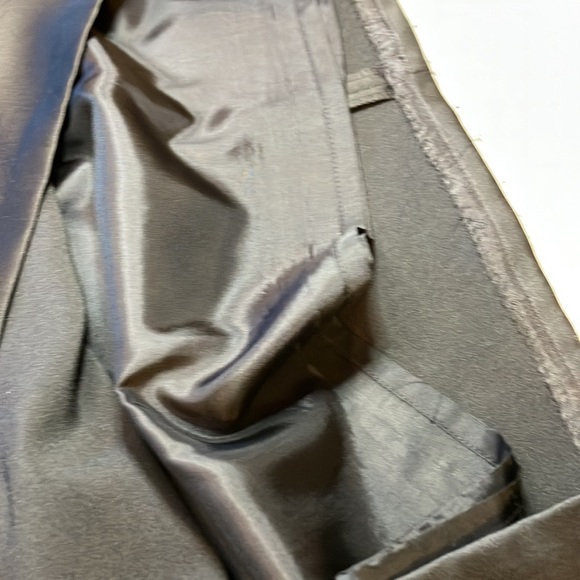 Zola Evening long satin-like ball gown skirt - Picture 7 of 7